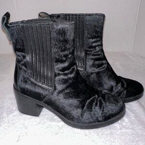 Ugg Camden Exotic Calf Hair Chelsea Boot Womens 9 Black block heel